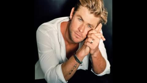Chris hemsworth tribute
