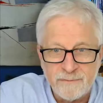 Red Light vs. Blue Blocking Glasses: Explained!