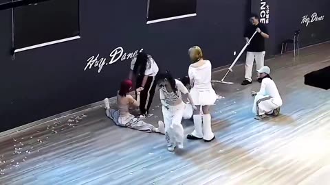 The function of friends 😂