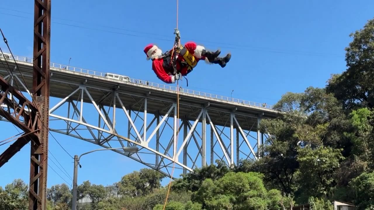 El viaje de Santa Claus ya empezó | AFP