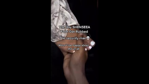 Lucky fan rubs Shenseea feet during her performance