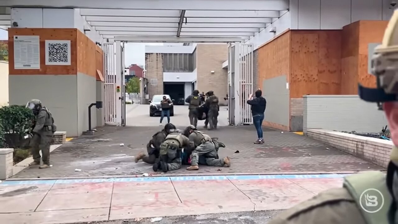 Antifa Protesters CLASH with Police in Portland | EXCLUSIVE FOOTAGE