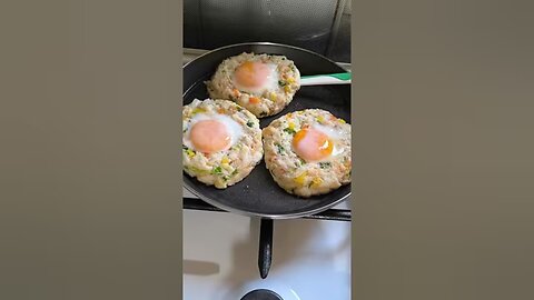 Just add Eggs with Bread! It’s so delicious /Easy breakfast #shorts #recipe