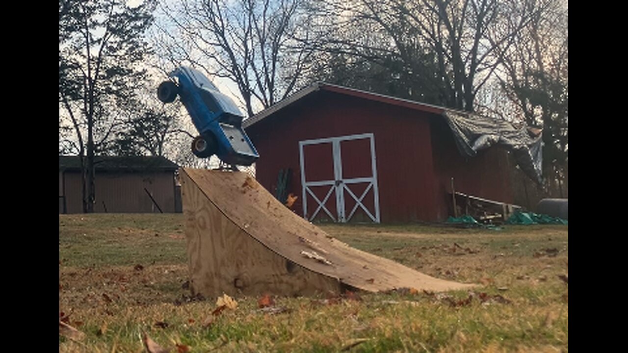 traxxas slash playing in the mud