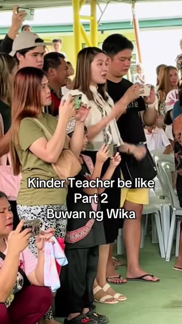 Kinder Teacher be like