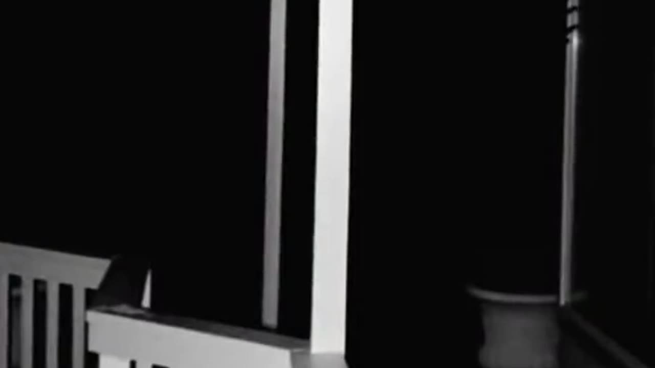 😱👽 The Scariest UFO Sighting I've Ever Seen! | TheHauntingHour