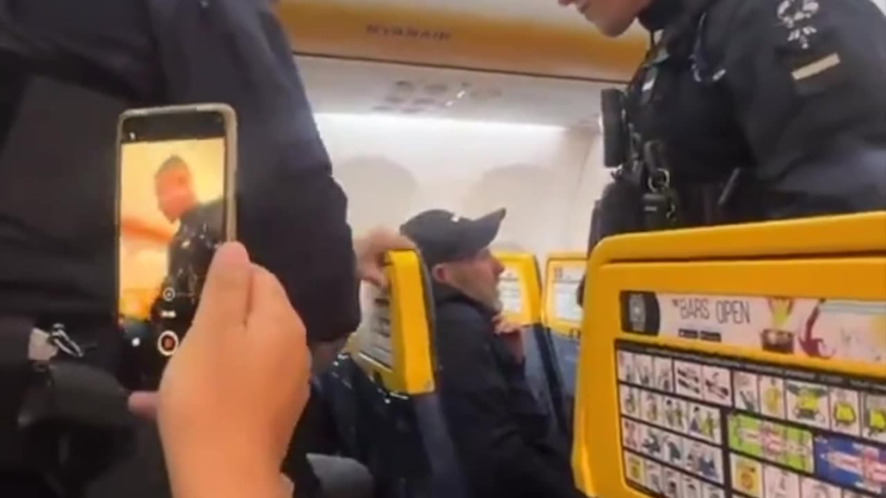 Drunk Brits Force Emergency Landing in Toulouse