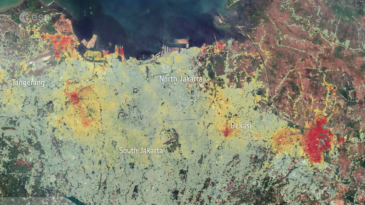 How do radar satellites work?