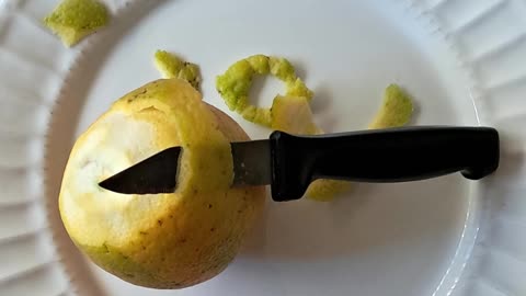 Perfect Pick‑Me‑Up Snack: The ORANGE