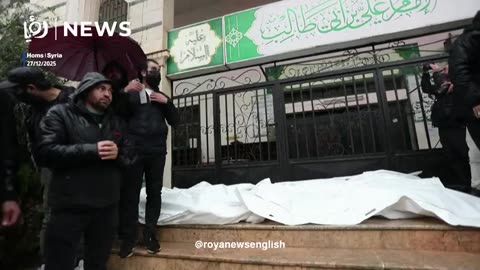 Funeral for Syrians killed in blast at Homs mosque