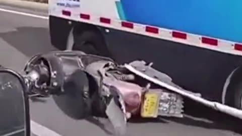 In China, driverless delivery vans have become a total meme