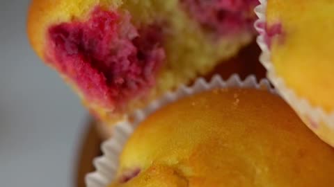 КУКУРУЗНЫЕ МАФФИНЫ С ЯГОДАМИ🍇Рецепт