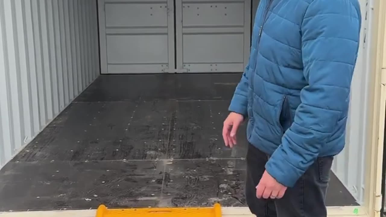 Make loading and unloading your shipping container easy with our super-strong lightweight ramp!