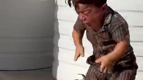 Funny Guy Video-16