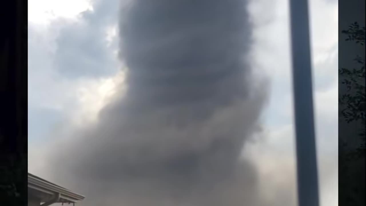 😱👽 Alien Encounter Caught on Camera! | TheHauntingHour