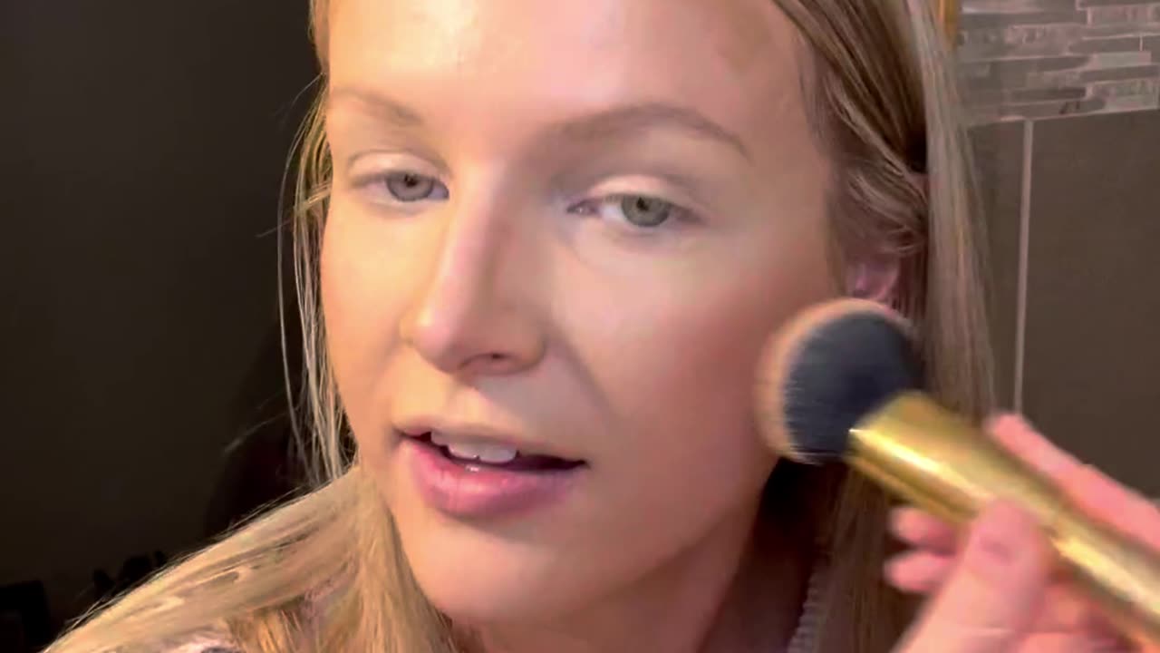 Apply Cream Bronzer for a Natural Glow