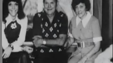 Carpenters - Karen Carpenter = True Hollywood Story