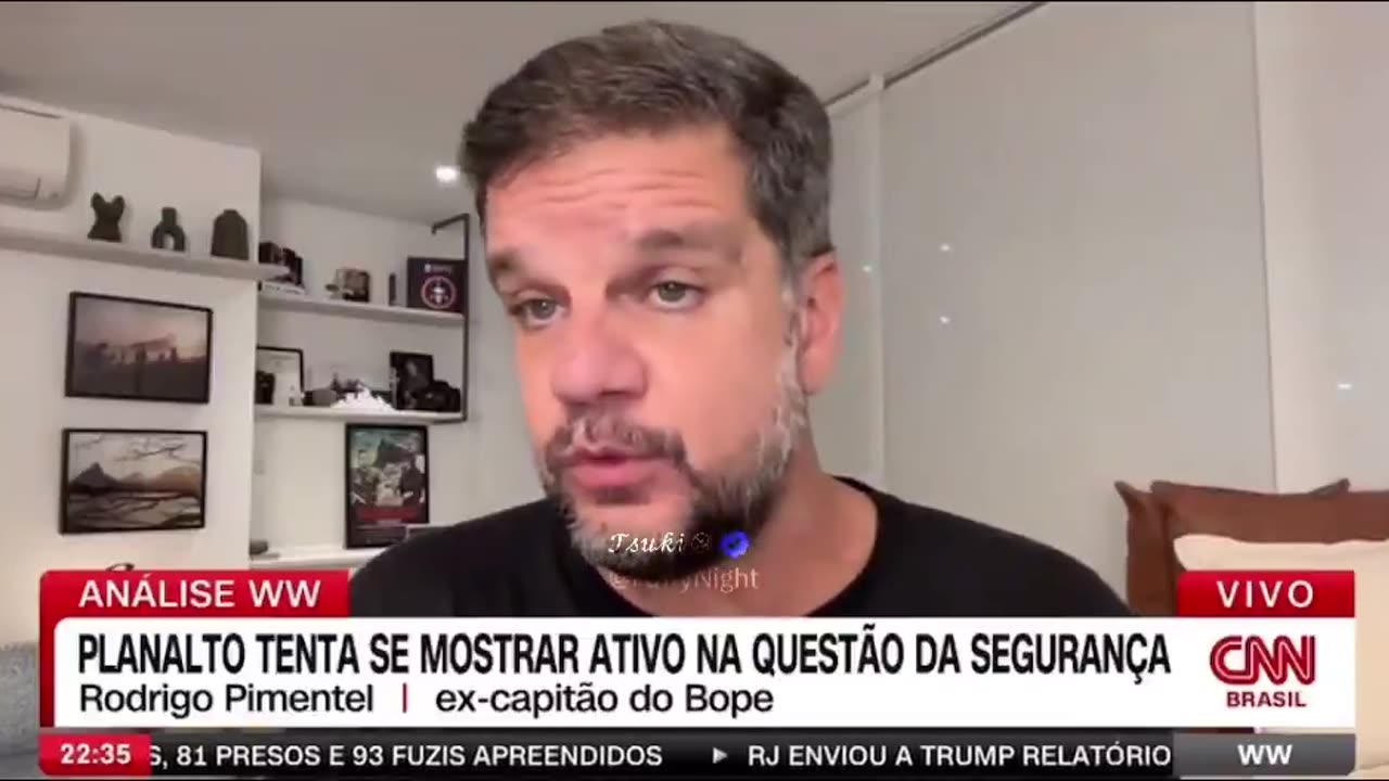 O tapa com luva de pelica em um ex ministro do Supremo por não conhecer a Constituição e na imprensa por ser covarde.