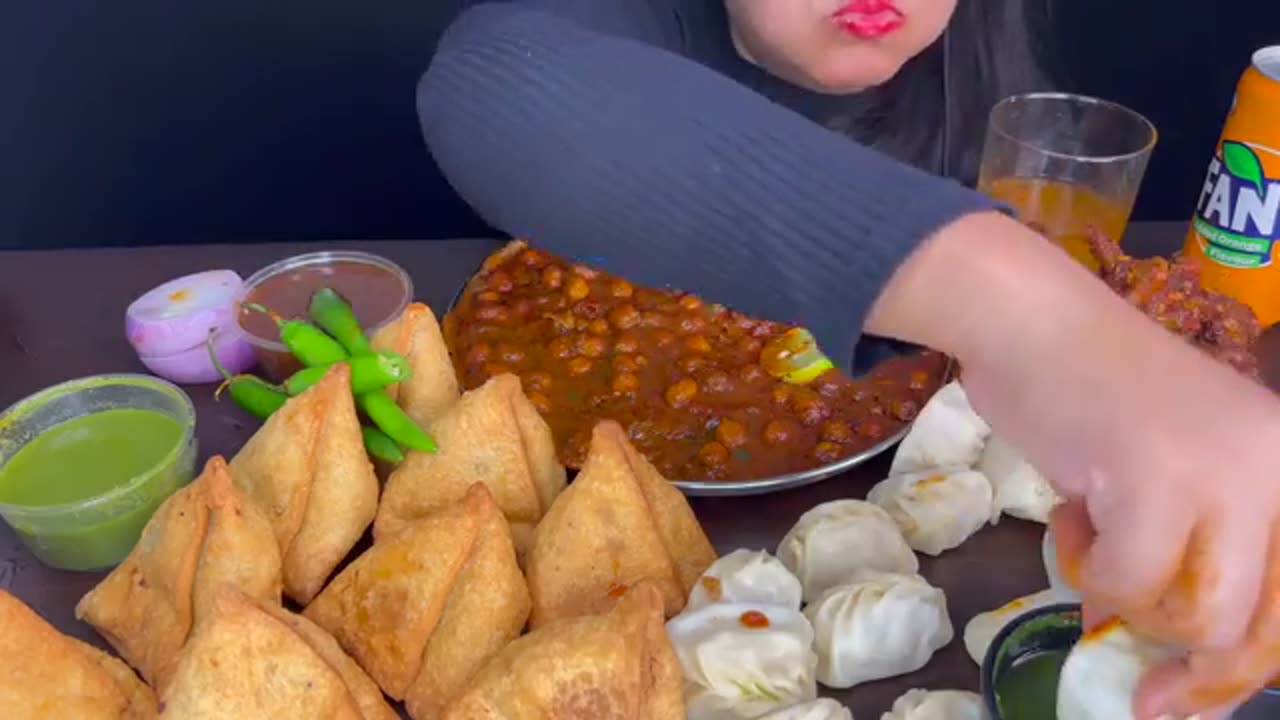 ASMR_EATING_CHOLE_BHATURE,SAMOSA,CHICKEN_MOMO,CHICKEN_LOLLIPOP,STREET_FOOD__FOOD_VIDEOS_