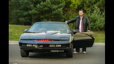 Real Life Knight Rider: Fan Spends Over $22,000 Recreating Iconic Car