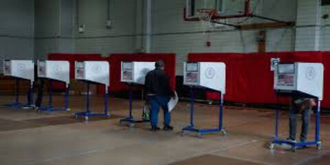 Bessent Troops Won't Be Paid After Nov. 15 if Shutdown Continues