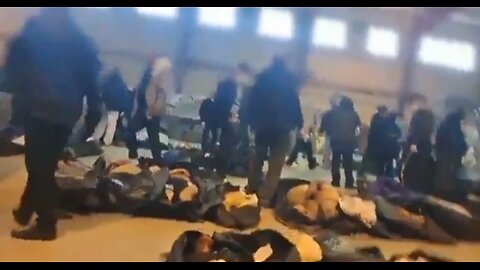 Isto é dentro de um Necrotério em Teerã. Está cheia de manifestantes mortos pelas forças de segurança do Irã.