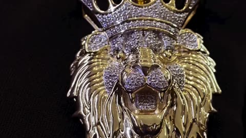 Real 10K Gold & Natural Diamond King Lion Pendant