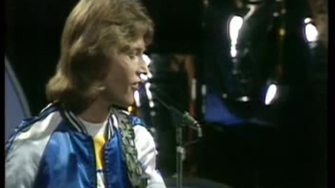 Music Break - I Just Want To Be Your Everything