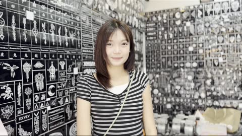 She is a tattoo artist, but not permanent
