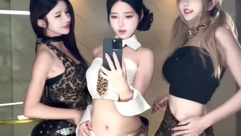 Daily Beauty EP 632 | Floating Obsidian black Pantyhose Sensual Posing