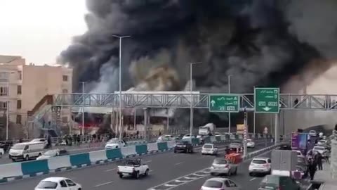 Massive fire has broken out at the Jannat Market in west Tehran, Iran