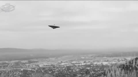 Alien Bodies from Roswell UFO Crash Exposed | Mike Bara