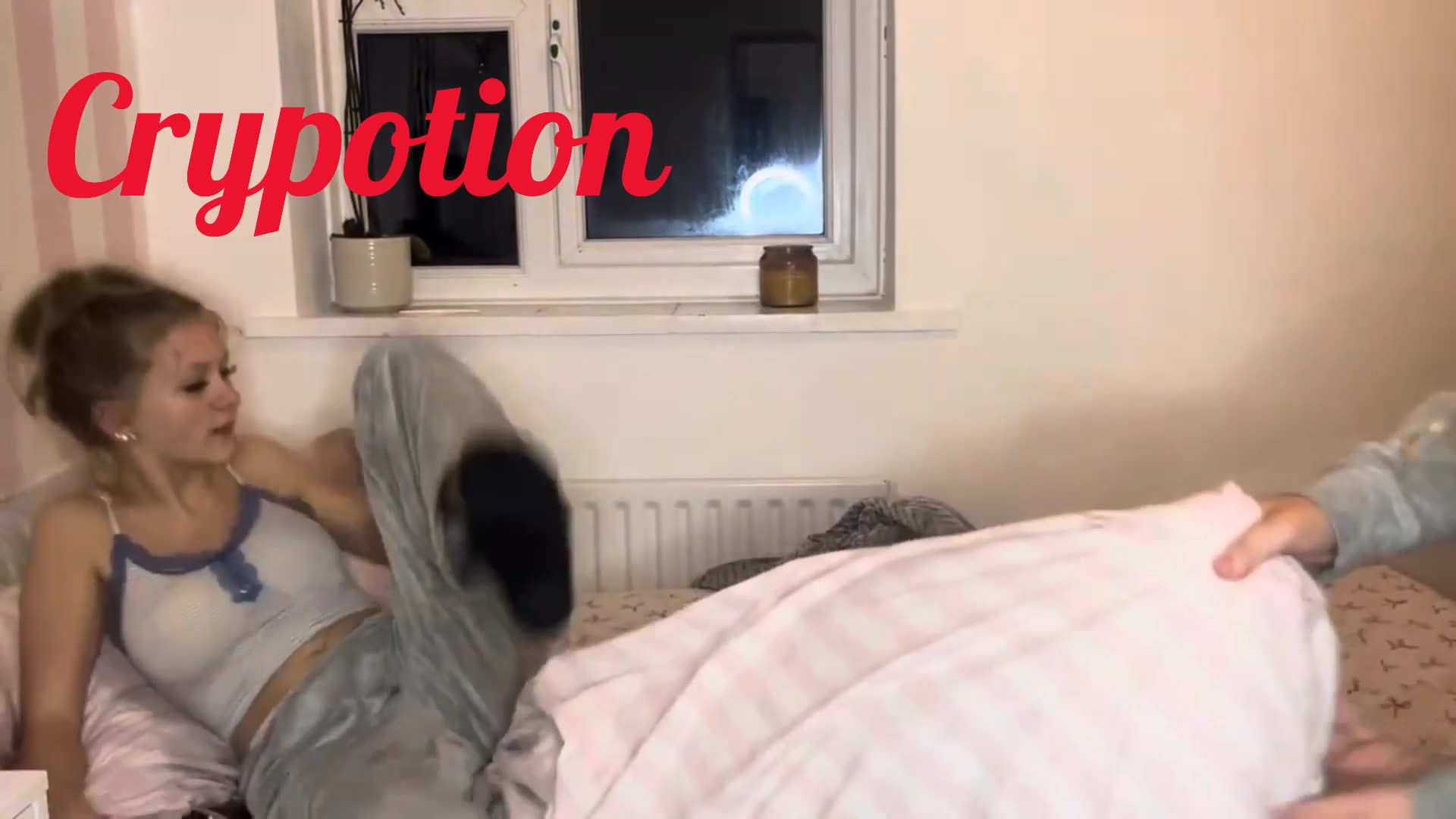 Sexy 2 teen girl by Crypotion N98