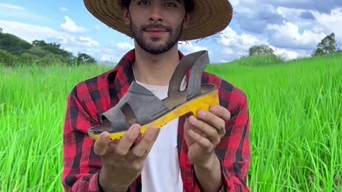 This guy make sandal from rubber boot