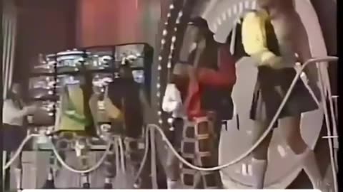 LMAO the 90s had no filter