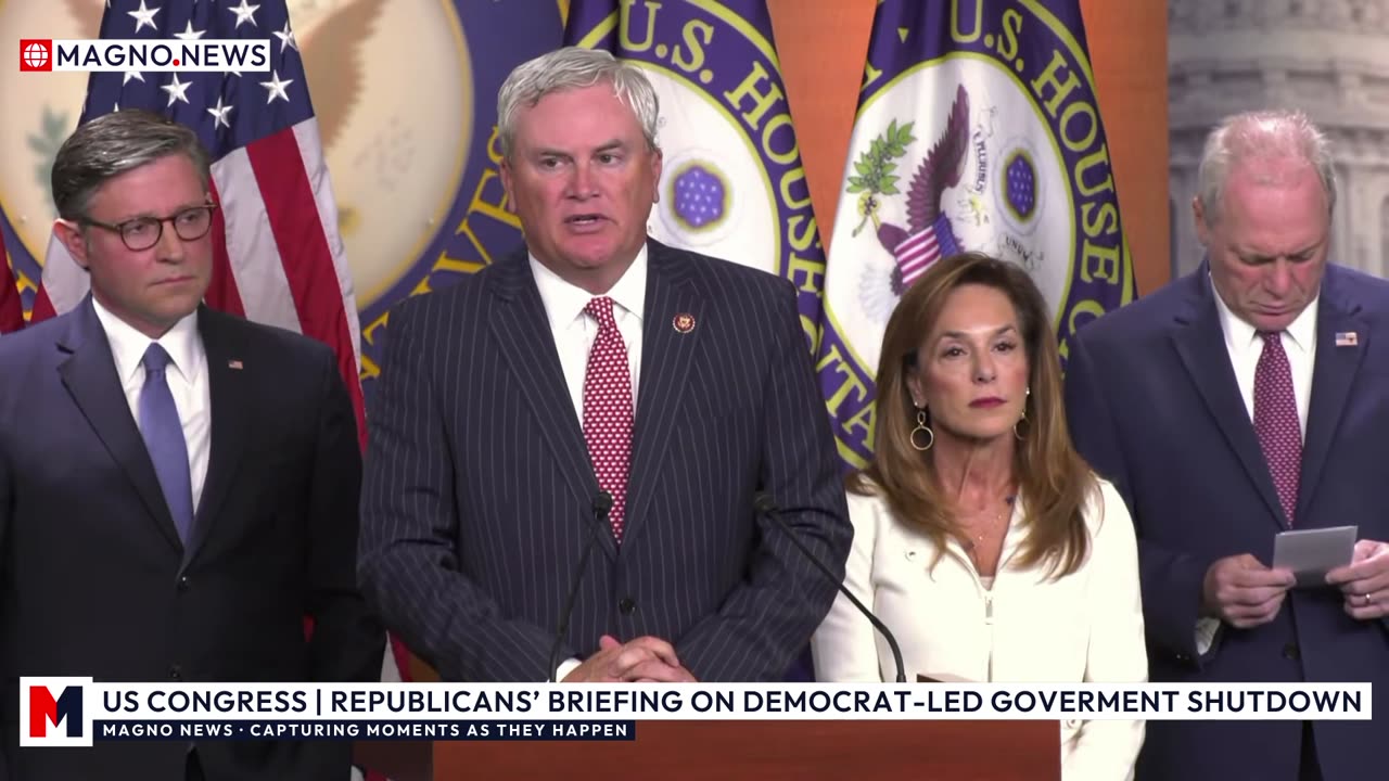 🇺🇸 Speaker Mike Johnson Holds Briefing on Day 21 of Democrat-Led Shutdown of Government [LIVE]