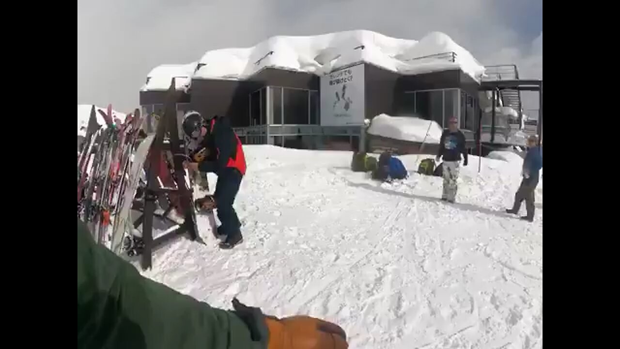 Japanese man goes off on tourist smoking in public, which is strictly forbidden in Japan.