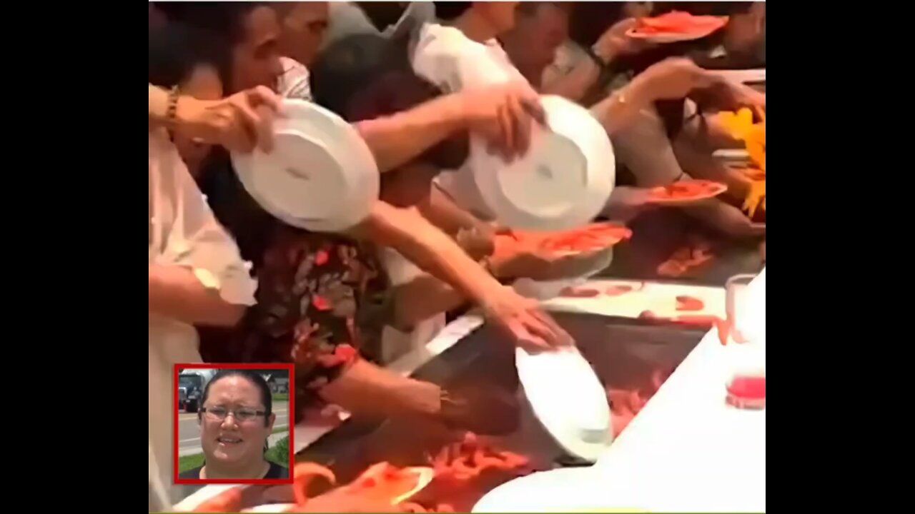 Woman claims restaurant banned her family for eating too much 🍽️ #FoodNews #ViralStory #japd