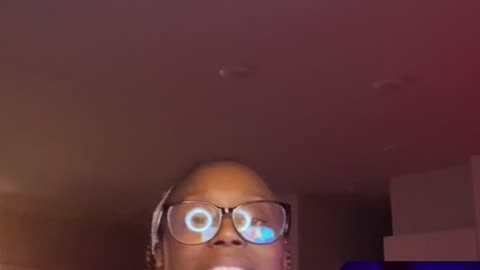 BUBBLY JUST GETTING TO FINESSE CRIB SHE LIVE WHILE HE SLEEPS