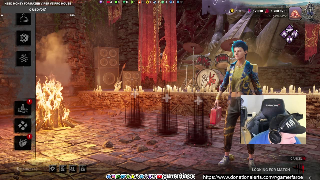 playing DBD trying to survivie Reset tomorrow