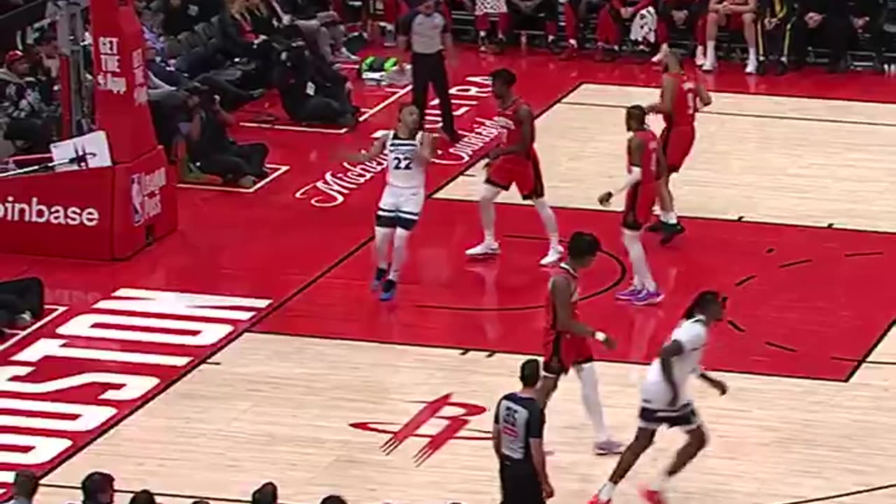 NBA - Ant gets tricky with the handle 😮💨 And finishes the midrange bucket!