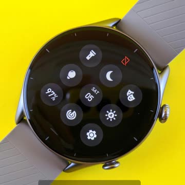 From Niche to Need: The Smartwatch Takeover in 45s