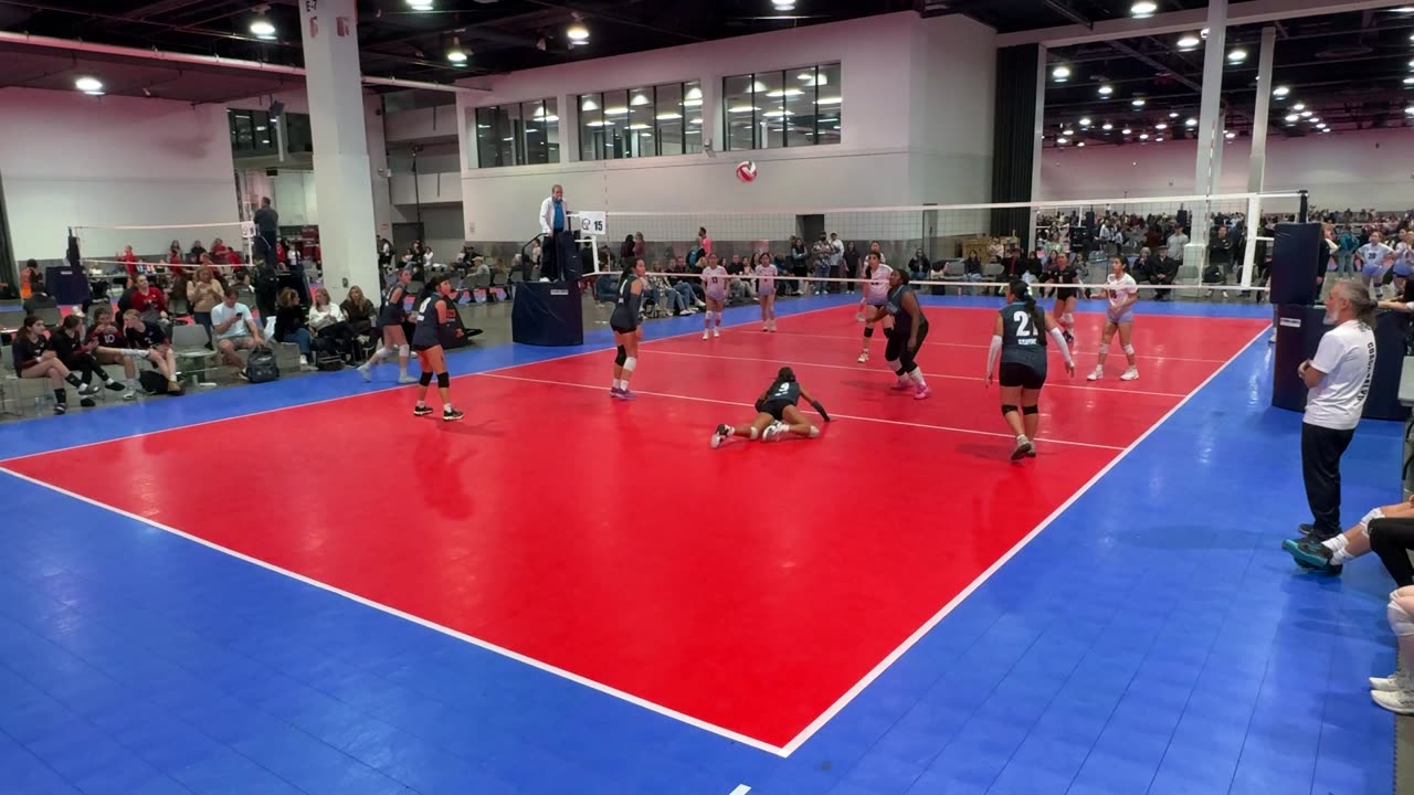 2025 LV Classic Pool Play Day 2 vs A4 Volley 15-Bri - Set 1 of 3