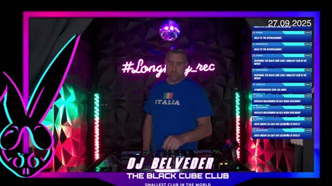 Techno DJs live at Black Cube Club