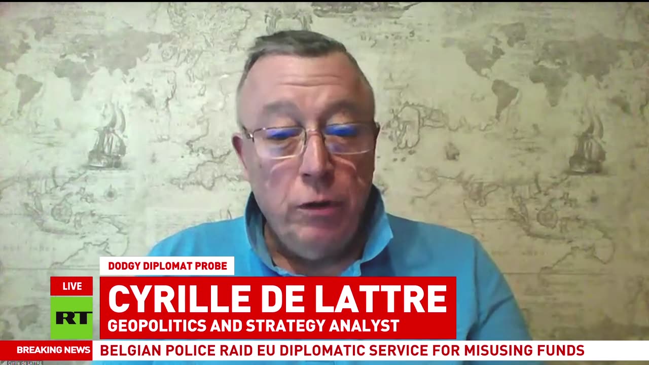 'Mogherini arrest could be connected to Poroshenko, she was very close to him' — Cyrille de Lattre