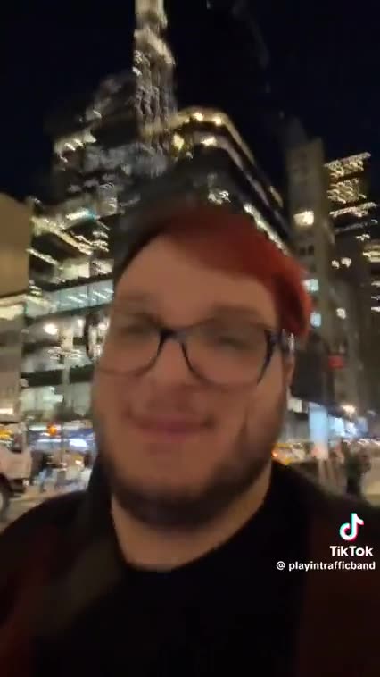 Make this Loser go viral so he can get the jail cell he deserves!