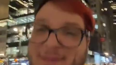 Make this Loser go viral so he can get the jail cell he deserves!