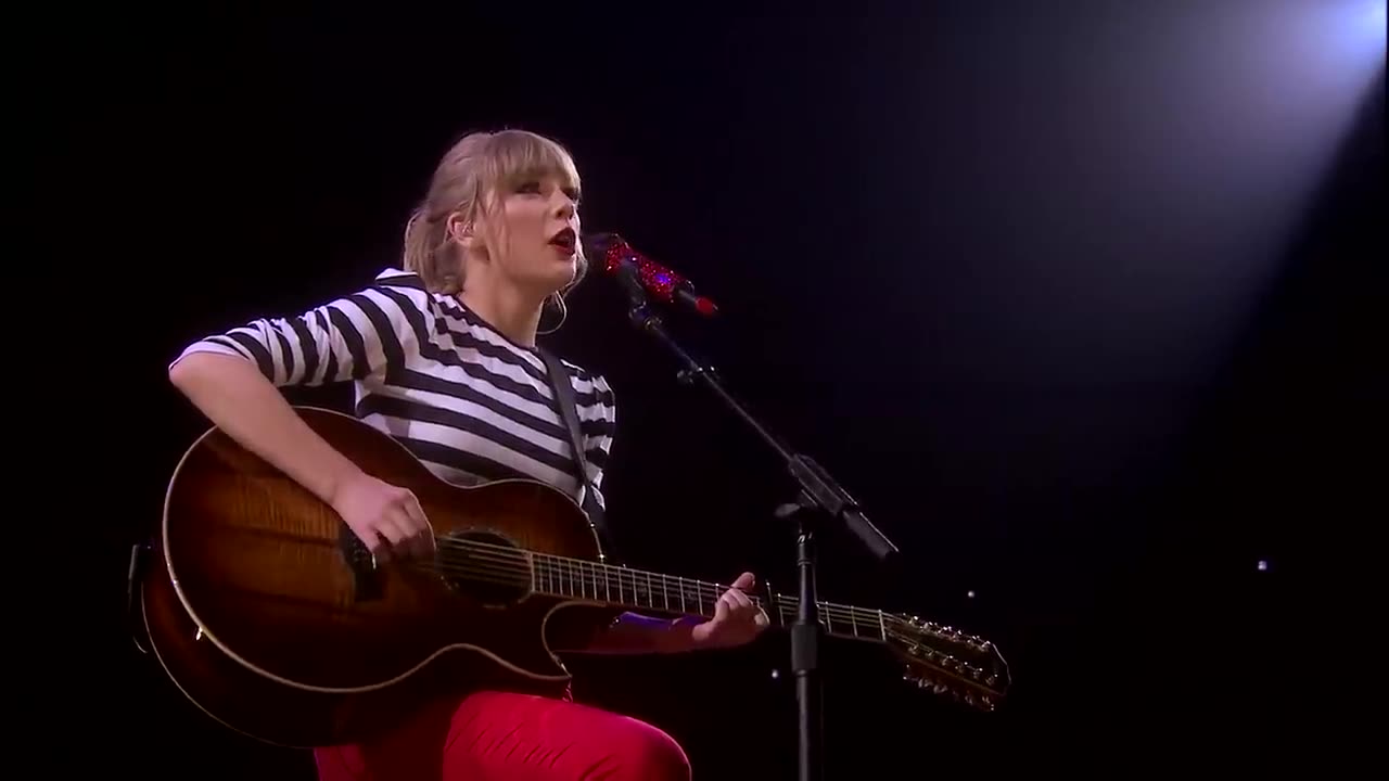 Sparks Fly_ (acoustic) Live on the RED Tour