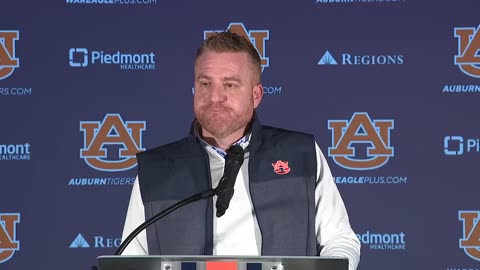 Auburn HC Alex Golesh talks 2026 signing class