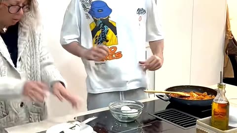 Prank to my mom goes wrong 😂 #funnyprank #funny #comedy